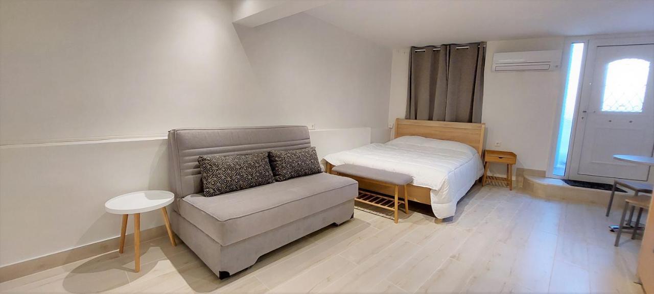 Athens Plaka Family Suites Екстериор снимка