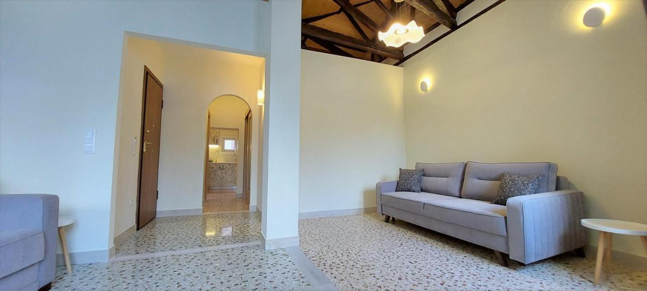 Athens Plaka Family Suites Екстериор снимка
